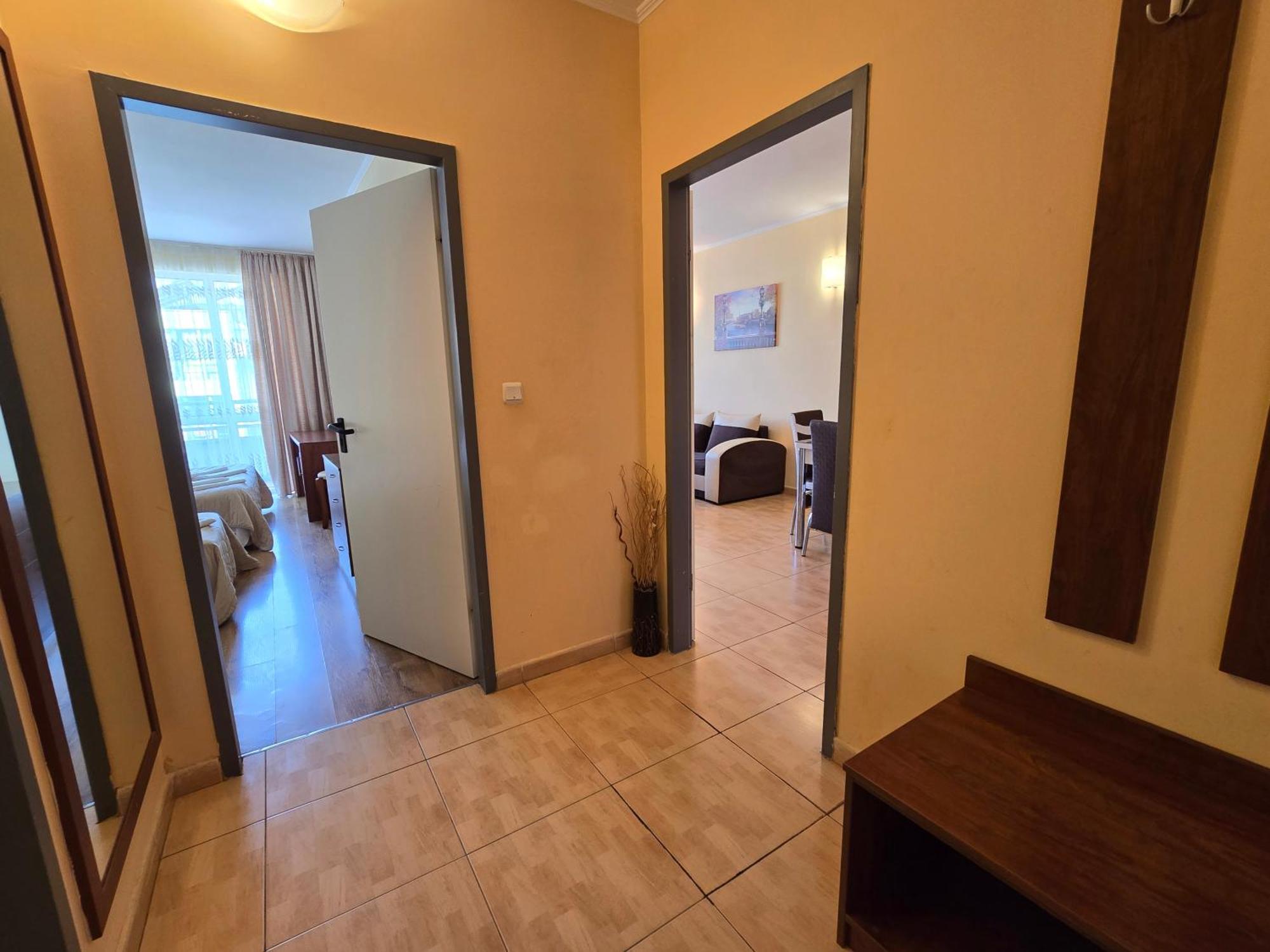 Apartment In Central Plaza Pantai Sunny Bagian luar foto
